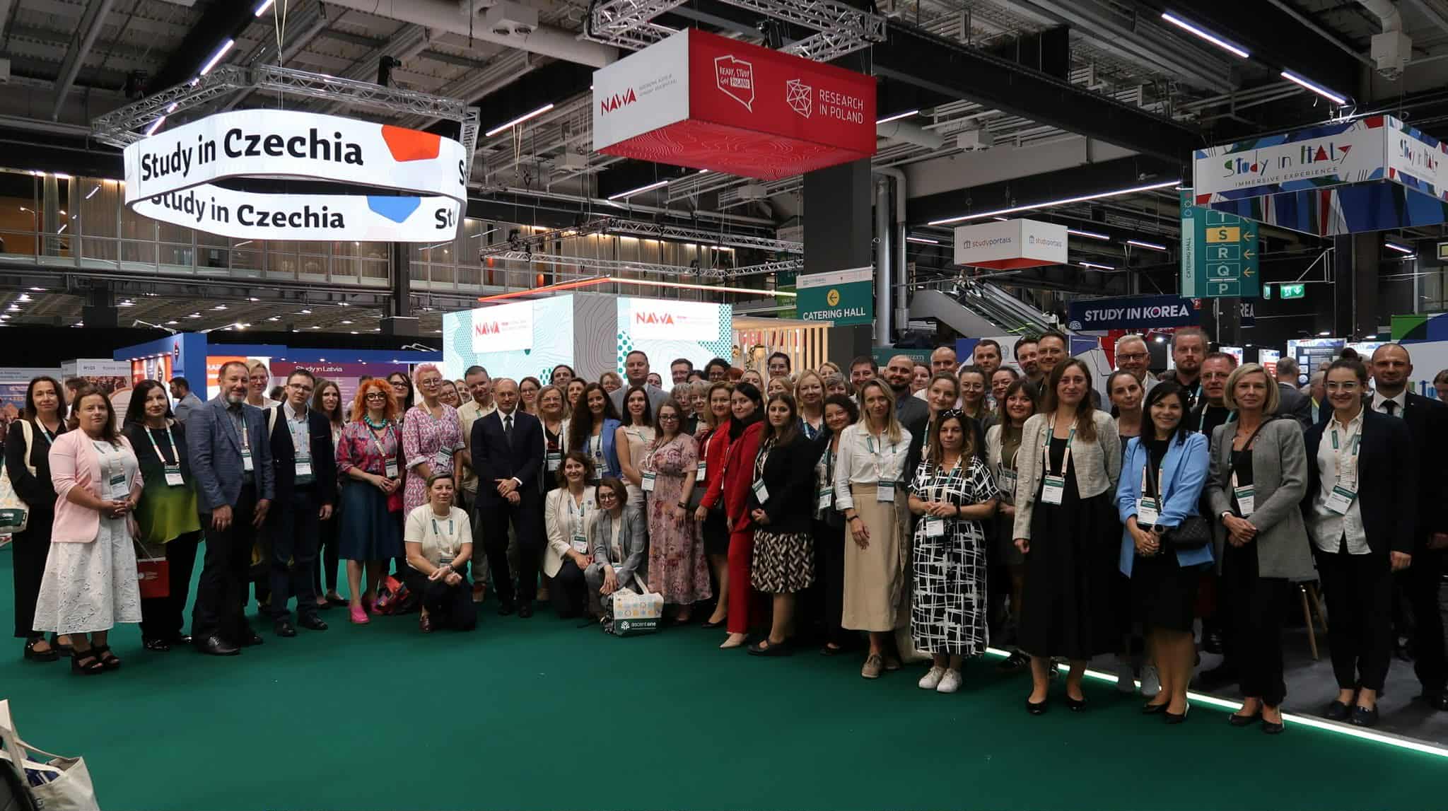 Zdjęcie 3 EAIE 2025